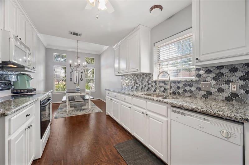 700 Blanton Drive, Sherman TX 75092 - Photo 10