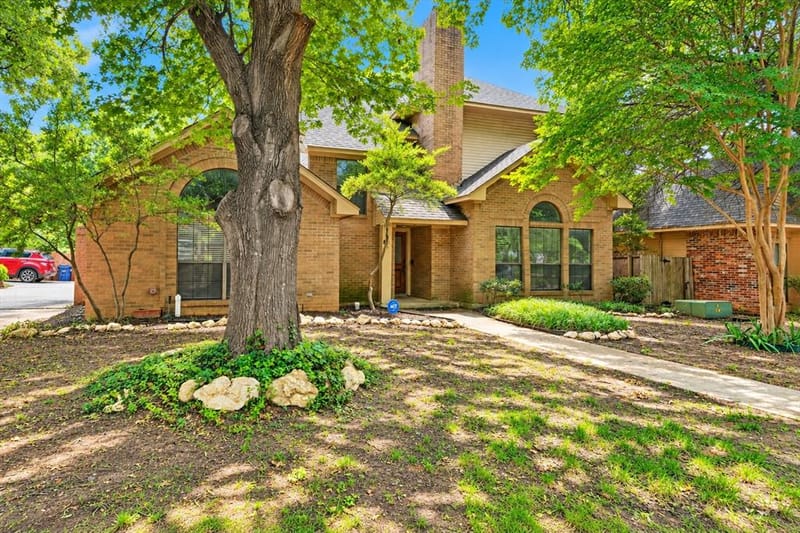 1929 Highland Park Circle, Denton TX 76205 - Photo 36