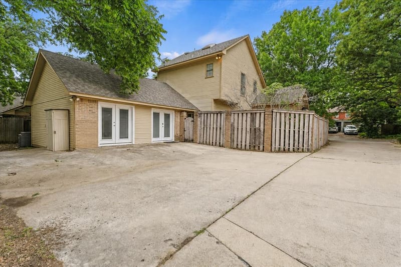 1929 Highland Park Circle, Denton TX 76205 - Photo 28