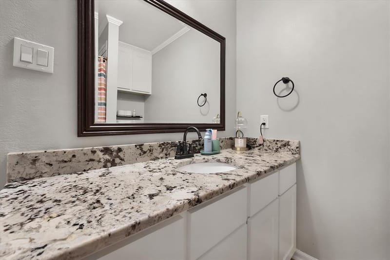 805 Laura Avenue, Corsicana TX 75110 - Photo 21
