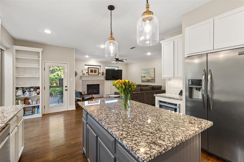 2904 Meadow Glen Drive, McKinney TX 75072