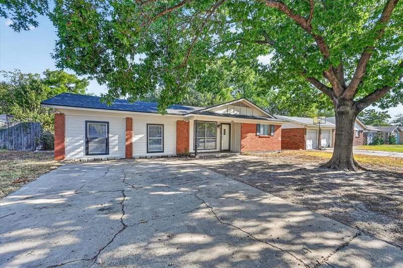 4809 Melinda Drive, Forest Hill TX 76119 - Photo 17