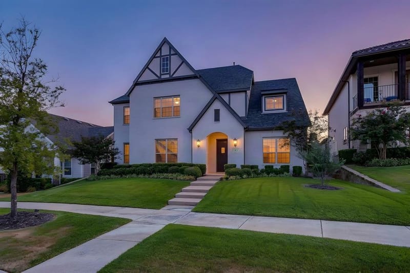 13821 Parkline Way, Fort Worth TX 76008 - Photo 2