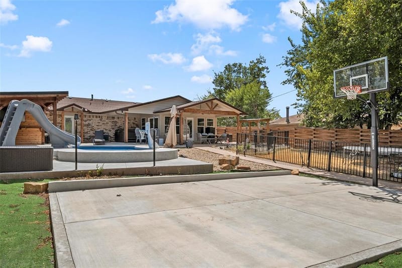 104 Russell Lane, Hewitt TX 76643 - Photo 20