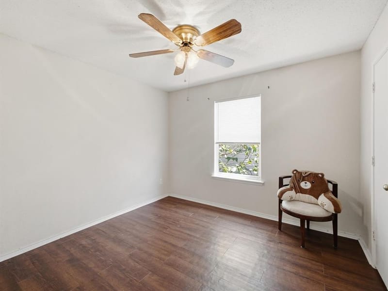 2001 Waleska Plaza, Dallas TX 75211 - Photo 17