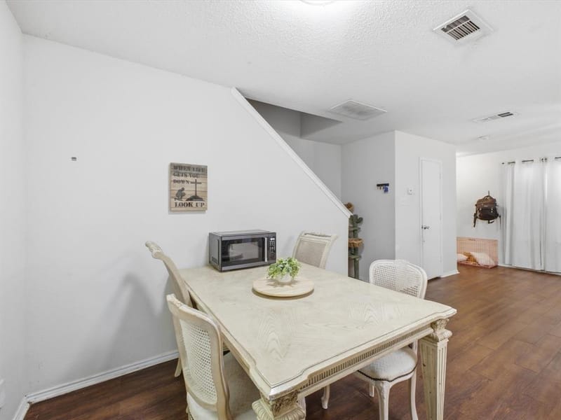 2001 Waleska Plaza, Dallas TX 75211 - Photo 9