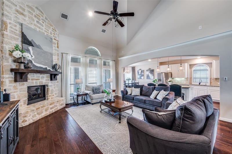 201 Kingsbury Lane, Prosper TX 75078 - Photo 3