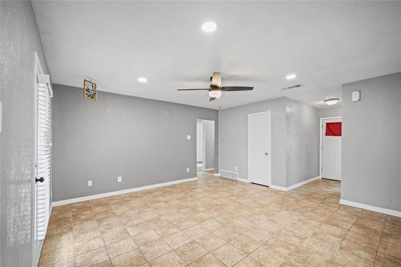 6511 Baraboo Drive, Dallas TX 75241 - Photo 12