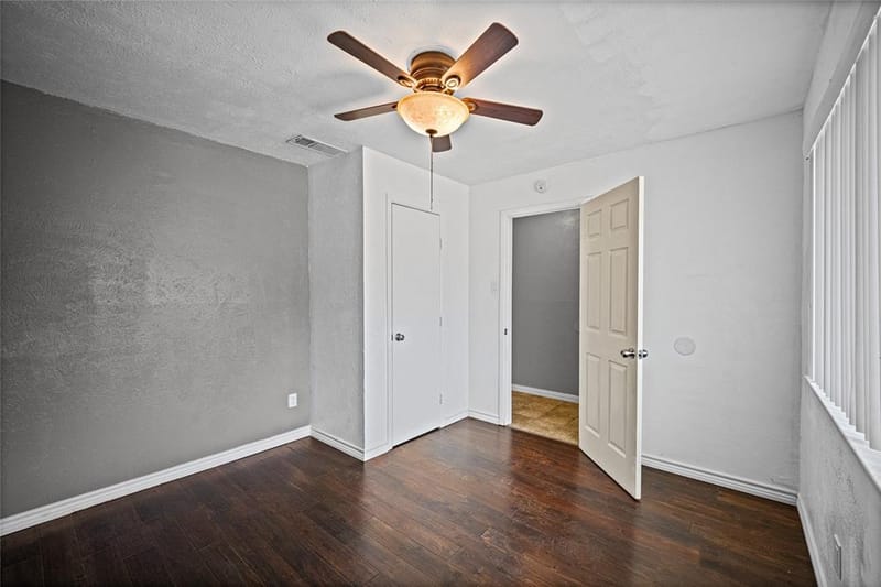 6511 Baraboo Drive, Dallas TX 75241 - Photo 8
