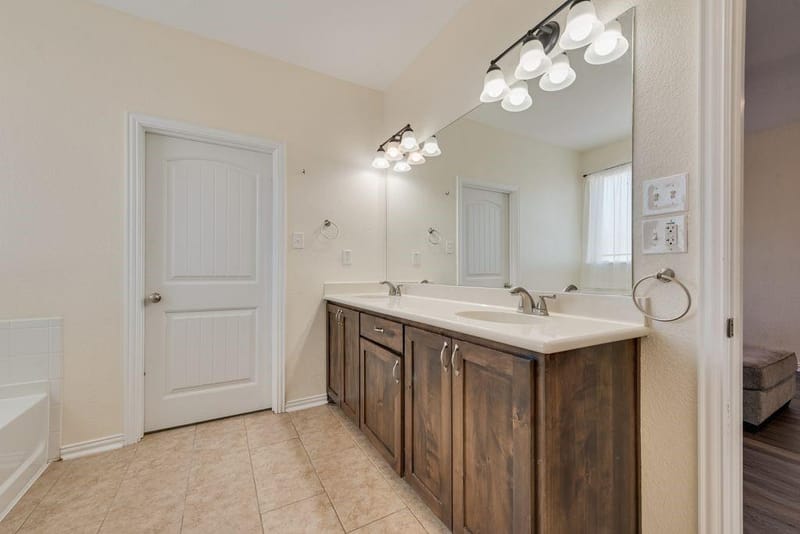 2121 N Mockingbird Lane, Midlothian TX 76065 - Photo 27