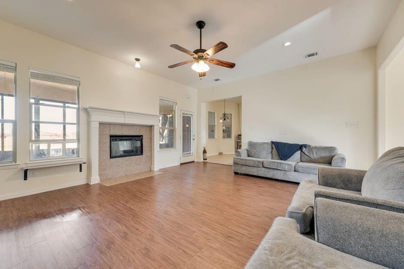 2121 N Mockingbird Lane, Midlothian TX 76065 - Photo 9