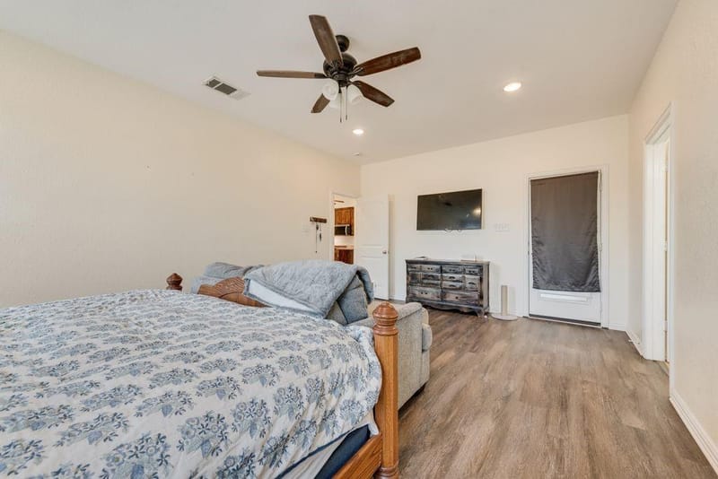 2121 N Mockingbird Lane, Midlothian TX 76065 - Photo 24