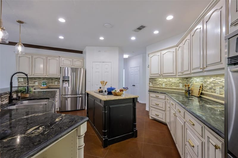 6413 Shoreline Drive, Little Elm TX 75068 - Photo 4