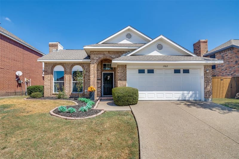 1562 Shalfont Lane, Garland TX 75040