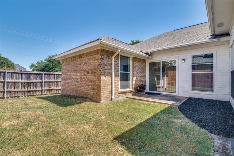 1562 Shalfont Lane, Garland TX 75040 - Photo 24