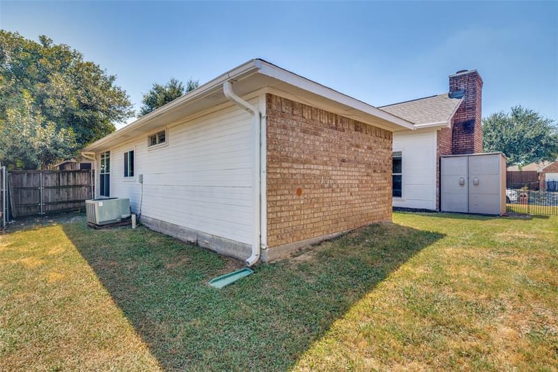 1562 Shalfont Lane, Garland TX 75040 - Photo 25