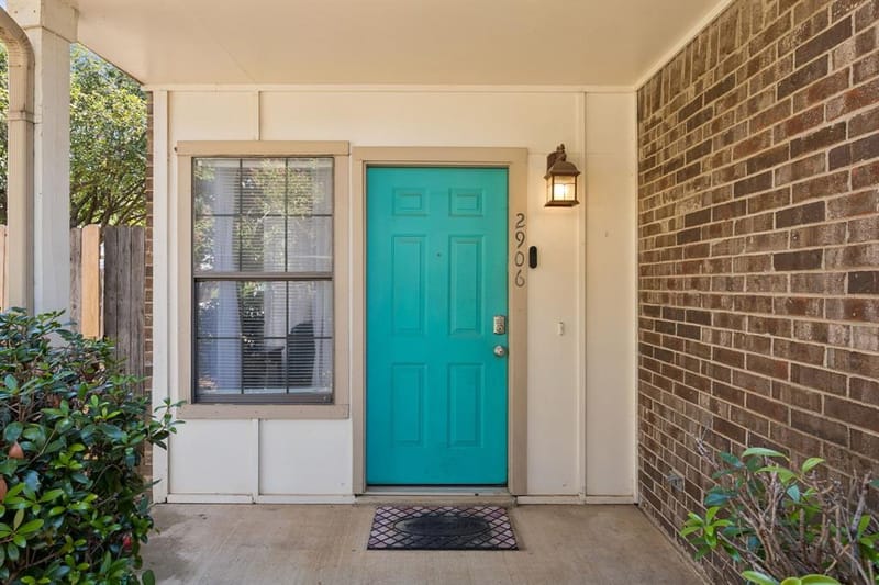 2906 Northrope Street, Euless TX 76039 - Photo 2