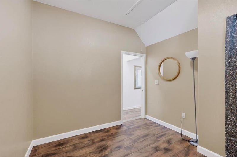 4214 Falls Drive, Dallas TX 75211 - Photo 26