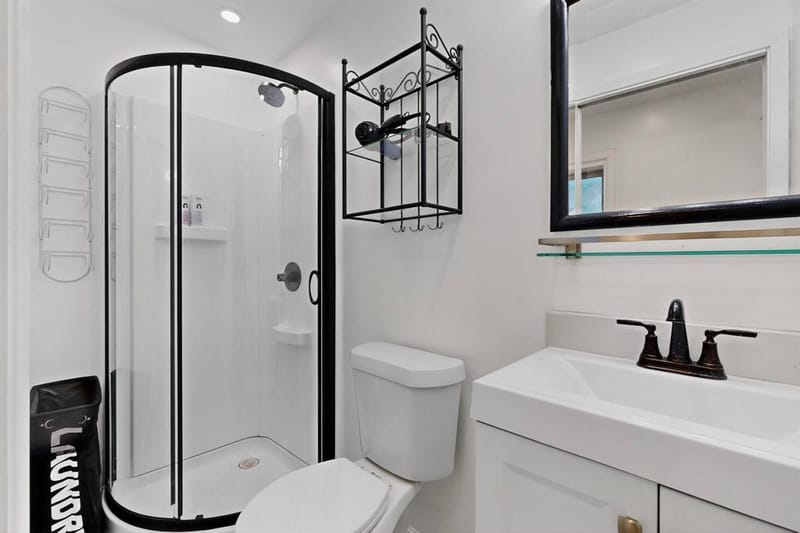 4214 Falls Drive, Dallas TX 75211 - Photo 25