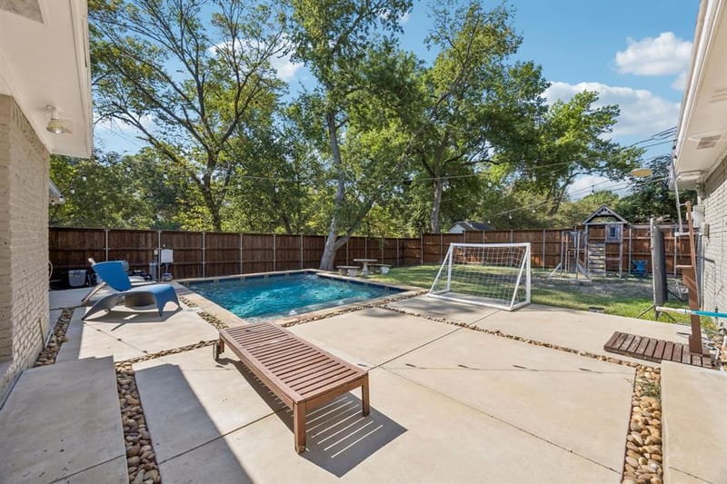 8380 San Cristobal Drive, Dallas TX 75218 - Photo 9