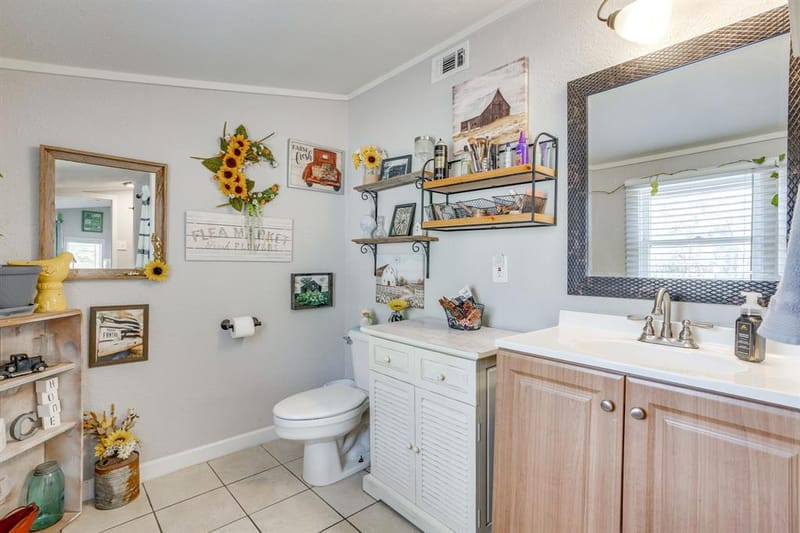 404 Calgary Road, Azle TX 76020 - Photo 16