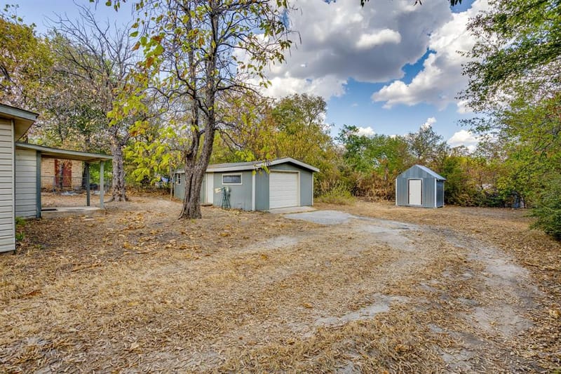 404 Calgary Road, Azle TX 76020 - Photo 22