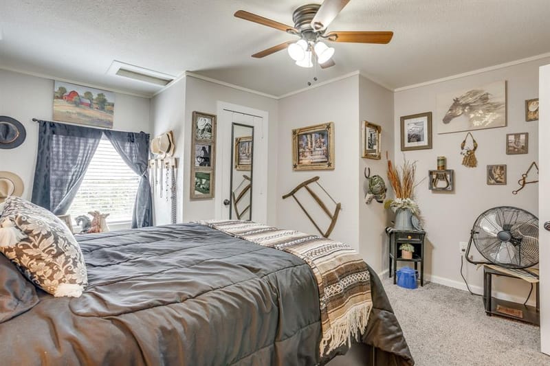 404 Calgary Road, Azle TX 76020 - Photo 14