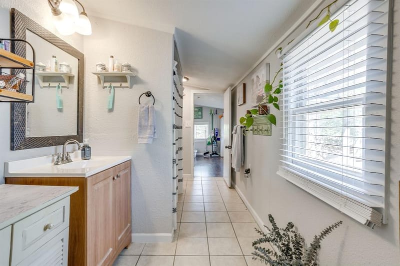 404 Calgary Road, Azle TX 76020 - Photo 18