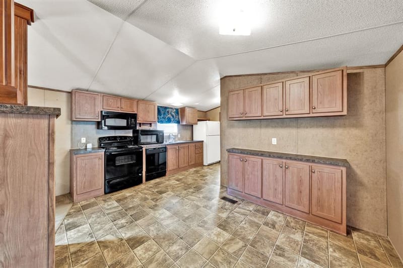 121 Rs County Road 3317, Emory TX 75440 - Photo 10