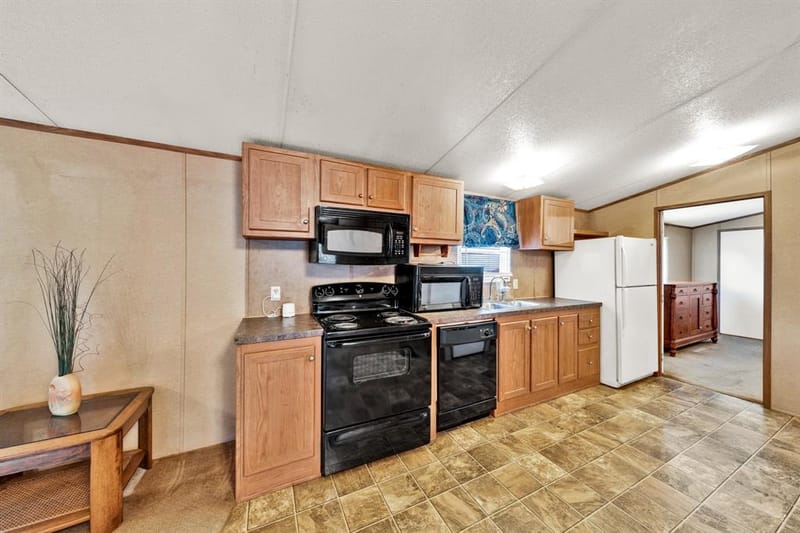 121 Rs County Road 3317, Emory TX 75440 - Photo 11