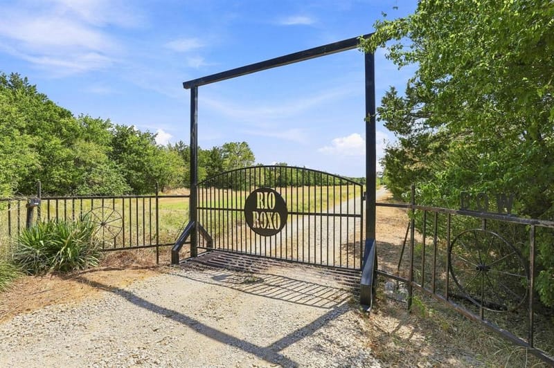 710 Rio Roxo Road, Gordonville TX 76245 - Photo 5