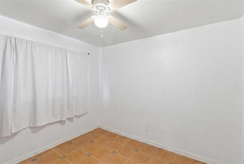 2729 Posey Drive, Irving TX 75062 - Photo 24