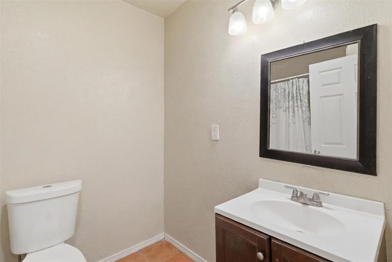 2729 Posey Drive, Irving TX 75062 - Photo 11