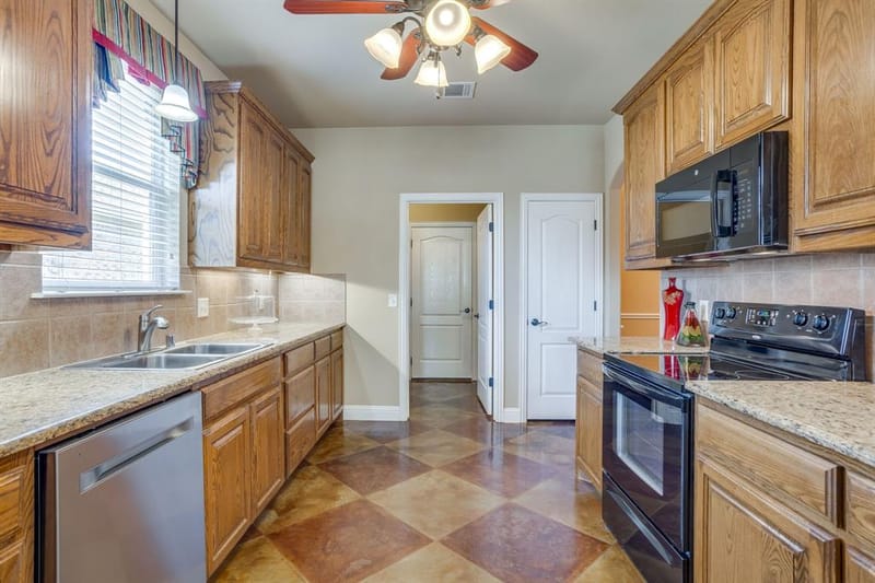 10521 N Haven Drive, Benbrook TX 76126 - Photo 17