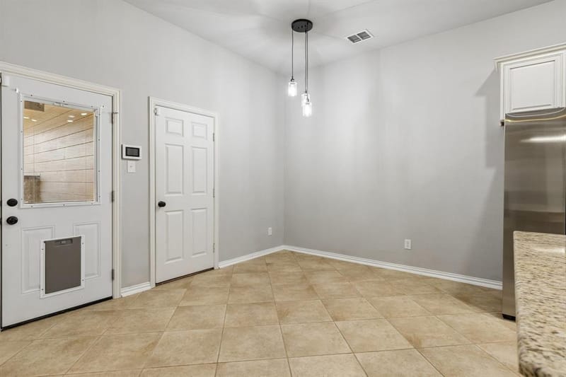 6955 Clay Academy Boulevard, Dallas TX 75236 - Photo 6
