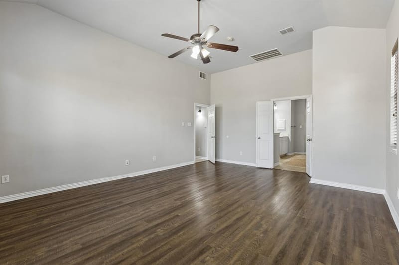 6955 Clay Academy Boulevard, Dallas TX 75236 - Photo 12