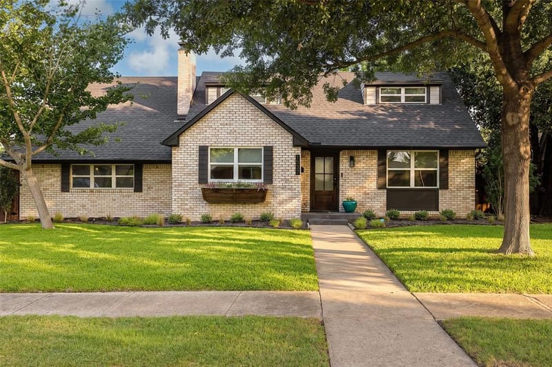 1537 Mapleton Drive, Dallas TX 75228 - Photo 2