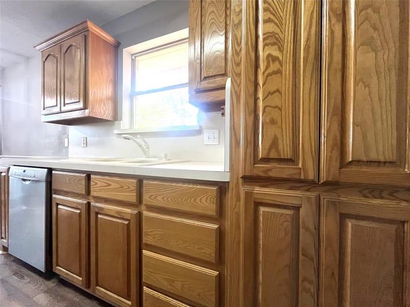 518 Wild Springs Drive, Midlothian TX 76065 - Photo 6
