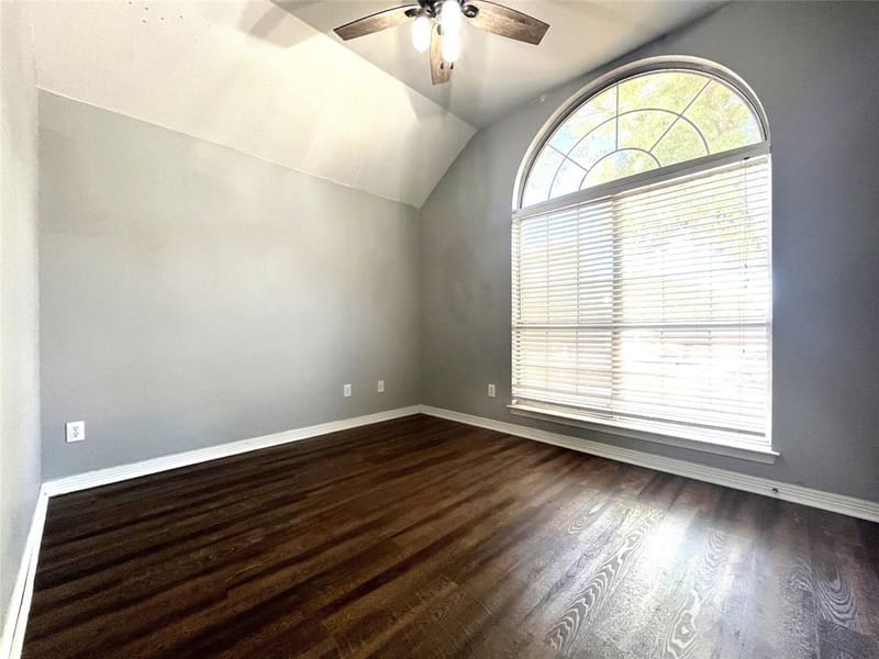 518 Wild Springs Drive, Midlothian TX 76065 - Photo 13