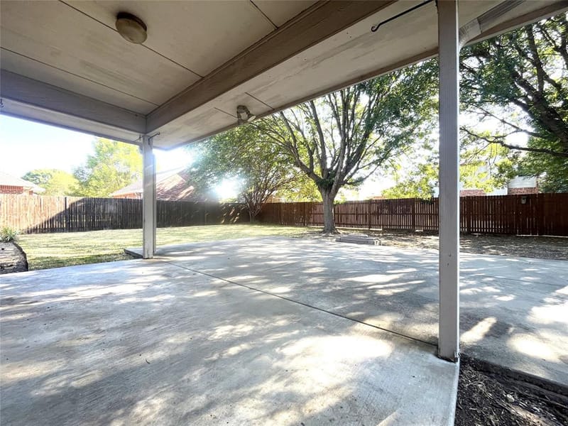 518 Wild Springs Drive, Midlothian TX 76065 - Photo 16