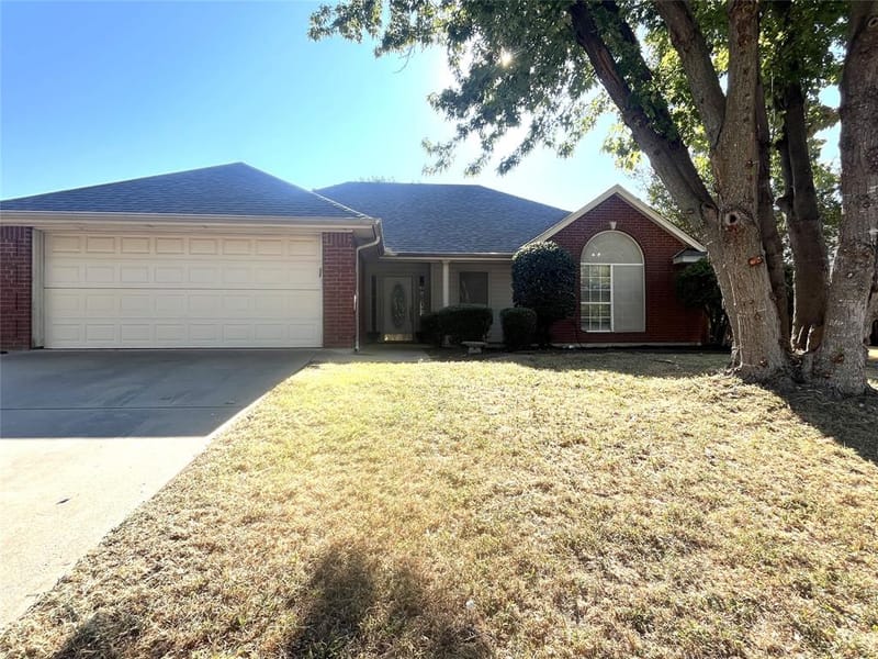 518 Wild Springs Drive, Midlothian TX 76065