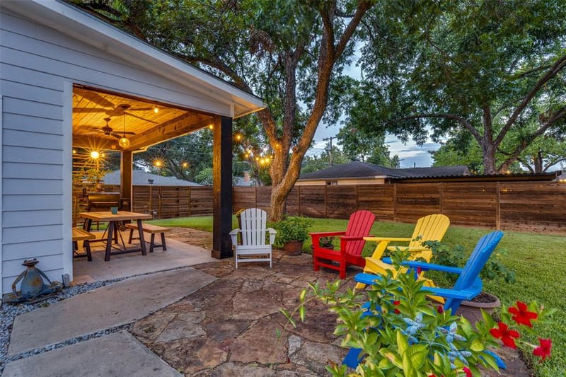 6221 Town Hill Lane, Dallas TX 75214 - Photo 33