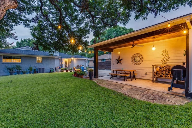 6221 Town Hill Lane, Dallas TX 75214 - Photo 37