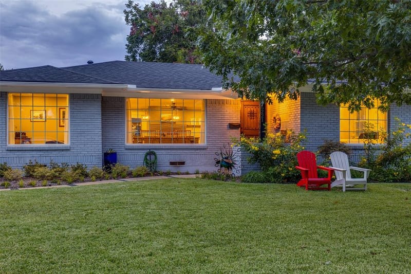 6221 Town Hill Lane, Dallas TX 75214 - Photo 4