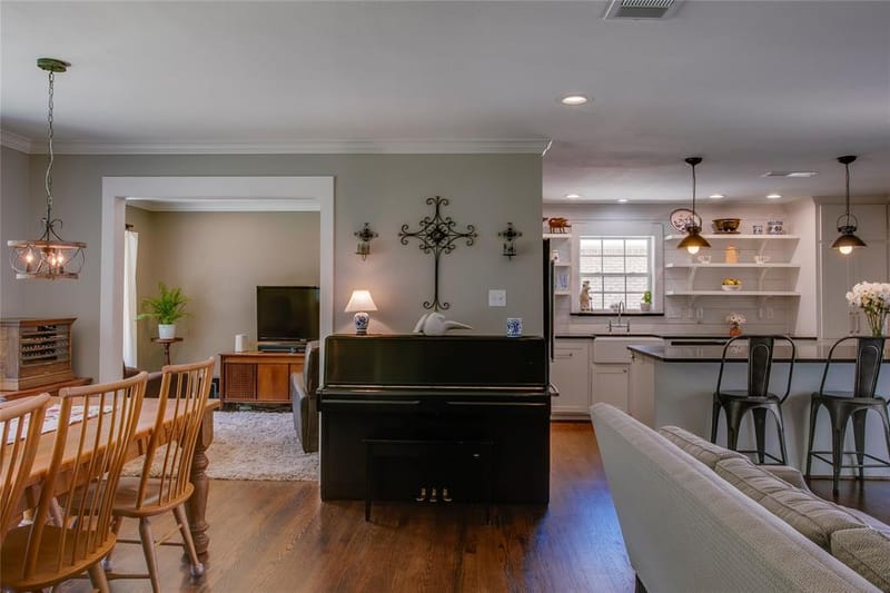 6221 Town Hill Lane, Dallas TX 75214 - Photo 8