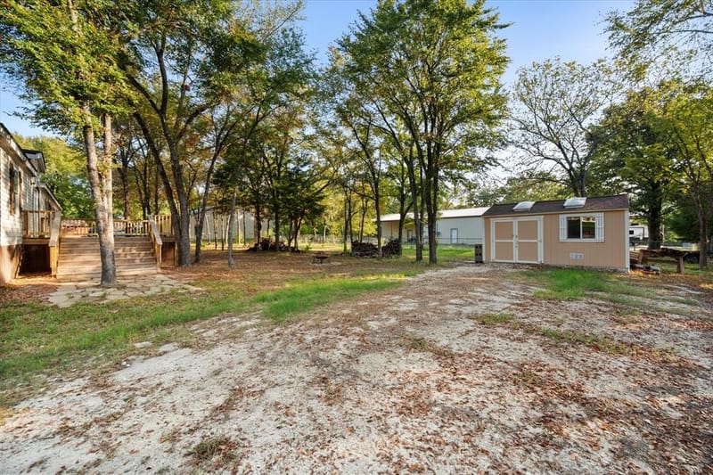 114 Kingswood Drive, Streetman TX 75859 - Photo 8