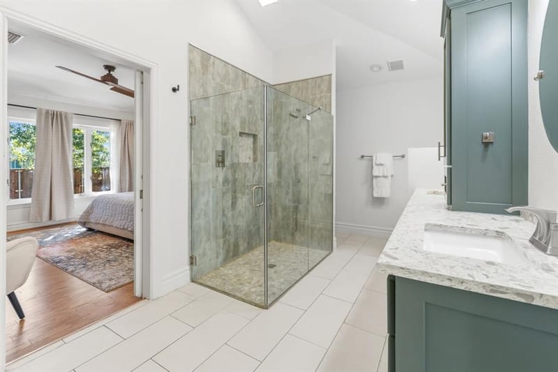 2223 Loving Avenue, Dallas TX 75214 - Photo 20