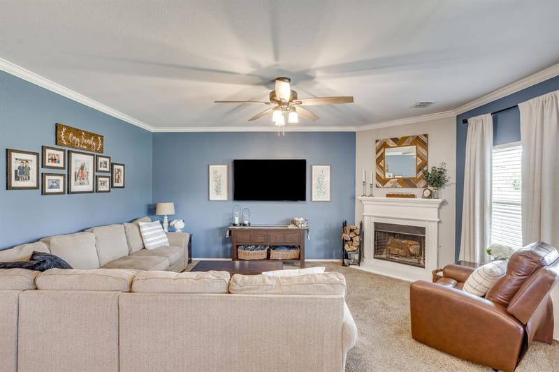 352 Pin Cushion Trail, Burleson TX 76028 - Photo 6