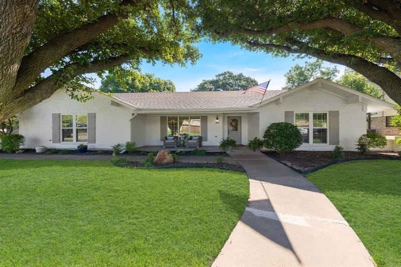 536 Sellmeyer Lane, Highland Village TX 75077