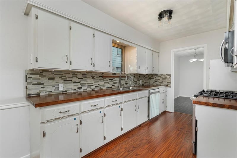 2640 Lakeland Drive, Dallas TX 75228 - Photo 12